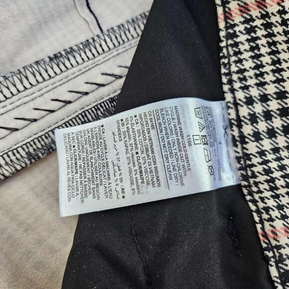 Old Navy Women Pant PIXIE HIgh Rise Secret Slim Pocket Pant Size 4 28X29 - Picture 9 of 10